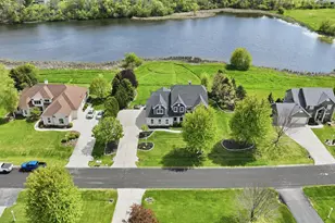 N57W34997 Pondview Ln, Oconomowoc, WI 53066 - Photo 55
