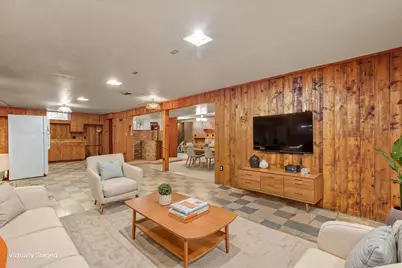 227 S Hine Ave, Waukesha, WI 53188 - Photo 27