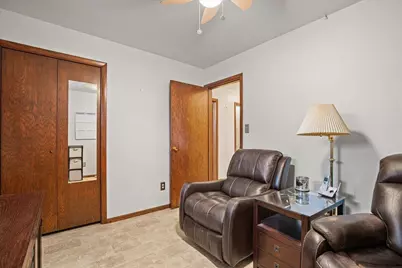 227 S Hine Ave, Waukesha, WI 53188 - Photo 25