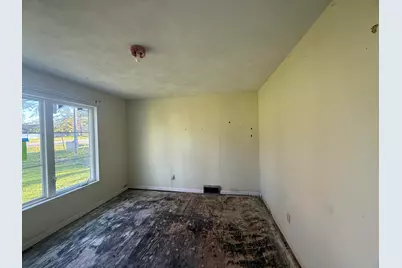 4646  Chicory Rd, Racine, WI 53403 - Photo 13