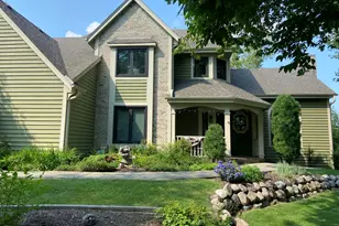 W191S6834 Bluegrass Dr, Muskego, WI 53150 - Photo 9