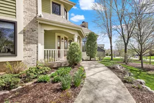 W191S6834 Bluegrass Dr, Muskego, WI 53150 - Photo 3