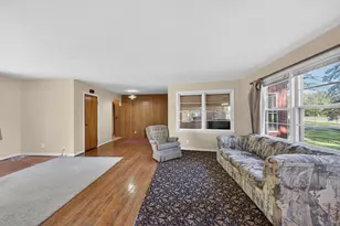 6509 Durand Ave, Racine, WI 53406 - Photo 13