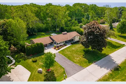 W124S6438  Hawthorne Rd, Muskego, WI 53150 - Photo 7