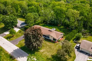 W124S6438 Hawthorne Rd, Muskego, WI 53150 - Photo 5