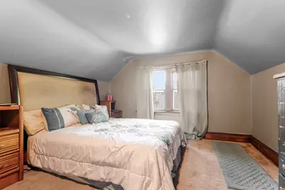 1128 W Capitol Dr, Milwaukee, WI 53206 - Photo 11
