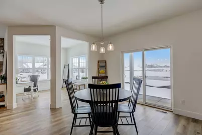 924  Wallace Loop #29, Bldg 15, Oconomowoc, WI 53066 - Photo 7