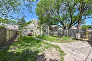 2543 N Gordon Pl, Milwaukee, WI 53212 - Photo 25