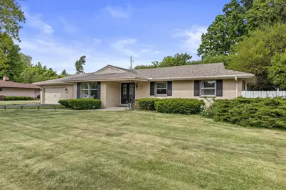 9133 N Silver Brook Ln, Brown Deer, WI 53223 - Photo 13