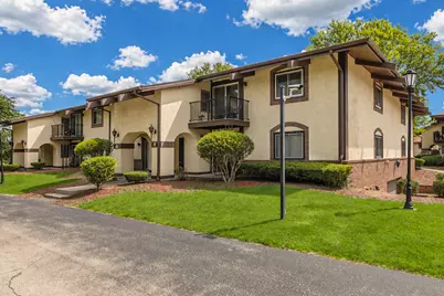 N82W13510  Fond Du Lac Ave #203, Menomonee Falls, WI 53051 - Photo 1