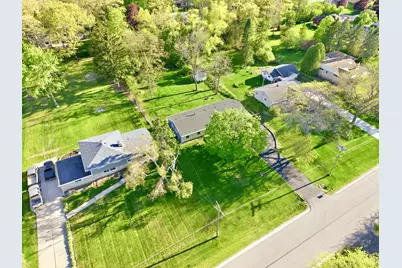 4915  Twin Elms Dr, Racine, WI 53406 - Photo 3
