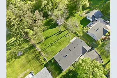 4915  Twin Elms Dr, Racine, WI 53406 - Photo 29