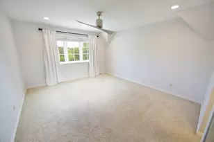 11560 N Canterbury Dr, Mequon, WI 53092 - Photo 29