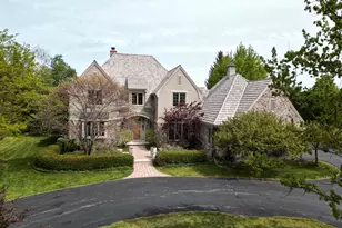 11560 N Canterbury Dr, Mequon, WI 53092 - Photo 3