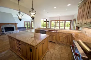 11560 N Canterbury Dr, Mequon, WI 53092 - Photo 5