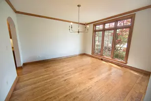 11560 N Canterbury Dr, Mequon, WI 53092 - Photo 11