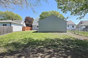 1203 S 110 St, West Allis, WI 53214 - Photo 33
