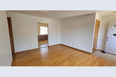 5304  58th Ave, Kenosha, WI 53144 - Photo 3