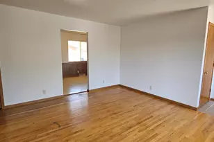 5304 58th Ave, Kenosha, WI 53144 - Photo 3