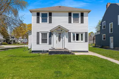 2616  Meadow Ln, Manitowoc, WI 54220 - Photo 1