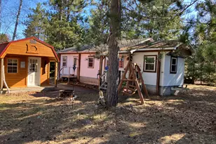 N9590 Dahleen Ln, Stephenson, WI 54114 - Photo 1