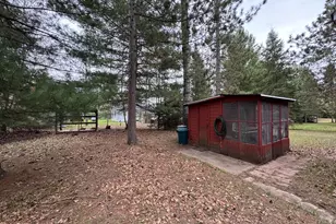 N9590 Dahleen Ln, Stephenson, WI 54114 - Photo 17