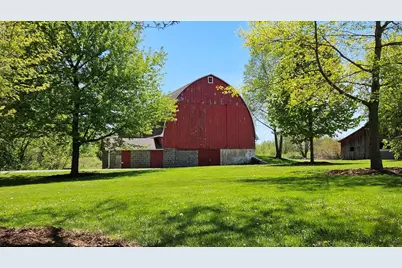 W5090  Navan Rd, Watertown, WI 53094 - Photo 5