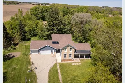 W5090  Navan Rd, Watertown, WI 53094 - Photo 1
