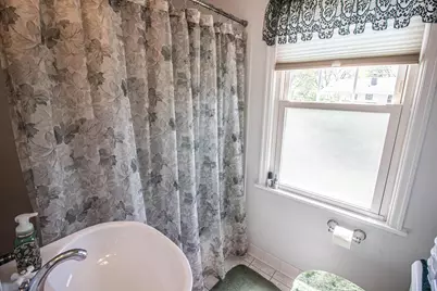 12209 W Cathedral Ave, Wauwatosa, WI 53226 - Photo 11