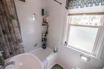 12209 W Cathedral Ave, Wauwatosa, WI 53226 - Photo 23