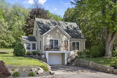 1623  31st Pl, La Crosse, WI 54601 - Photo 1