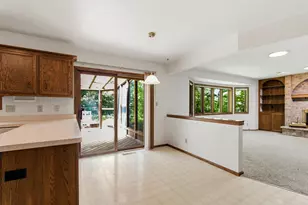4657 S 114th St, Greenfield, WI 53228 - Photo 11