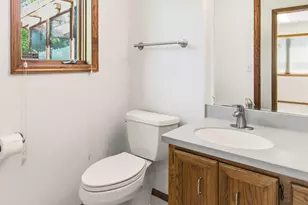 4657 S 114th St, Greenfield, WI 53228 - Photo 15