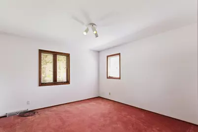4657 S 114th St, Greenfield, WI 53228 - Photo 19