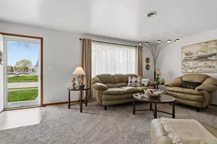 2825 S 7th St, Sheboygan, WI 53081 - Photo 7