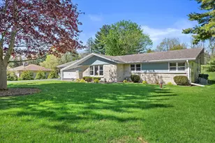 405 Plat Rd, Richfield, WI 53017 - Photo 3