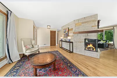 1631 N Pine St, Grafton, WI 53024 - Photo 5