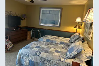 1214  Cherrywood Dr, Waukesha, WI 53188 - Photo 5