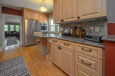 5074 N Hollywood Ave, Whitefish Bay, WI 53217 - Photo 15