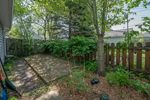 5074 N Hollywood Ave, Whitefish Bay, WI 53217 - Photo 39