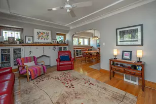 5074 N Hollywood Ave, Whitefish Bay, WI 53217 - Photo 9