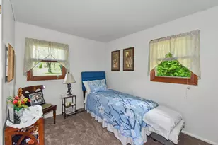 6968 S 118th St, Franklin, WI 53132 - Photo 9