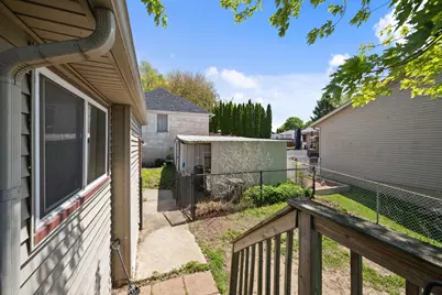 424  W Milwaukee St, Jefferson, WI 53549 - Photo 39