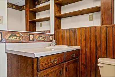 825  Valley Ct, Onalaska, WI 54650 - Photo 25