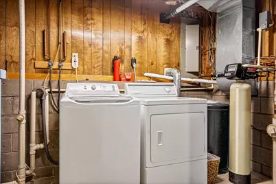 825  Valley Ct, Onalaska, WI 54650 - Photo 21