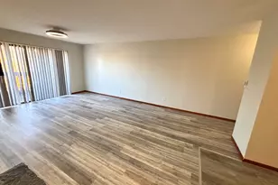 6011 W Port Ave, Milwaukee, WI 53223 - Photo 11
