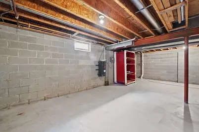 4385 S Sommerset Dr, New Berlin, WI 53151 - Photo 39