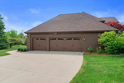 4385 S Sommerset Dr, New Berlin, WI 53151 - Photo 45