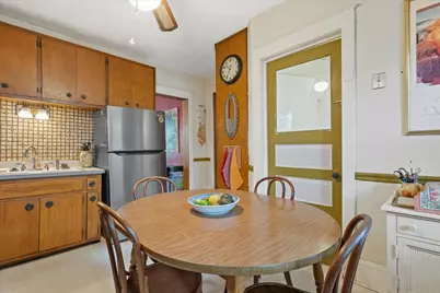1701 E Lafayette Pl, Milwaukee, WI 53202 - Photo 13