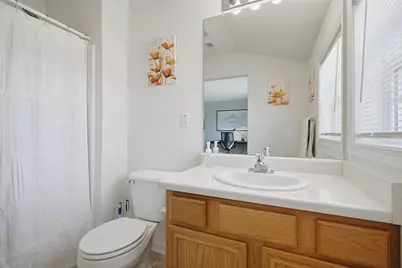 N16W26512  Golf View Ln #E, Pewaukee, WI 53072 - Photo 21